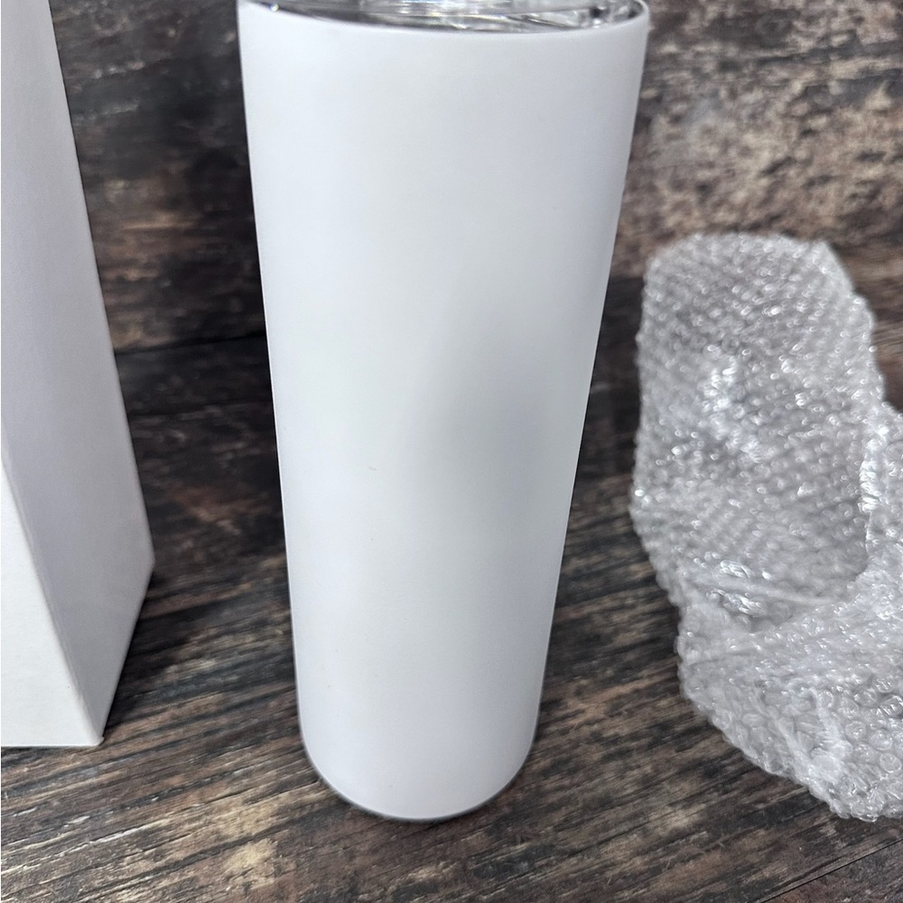 White Insulated Coffee Drink Tumbler with Lid‎